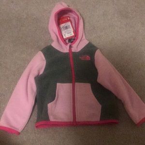 Infant Northface Hooded Jacket 18 M NWT
